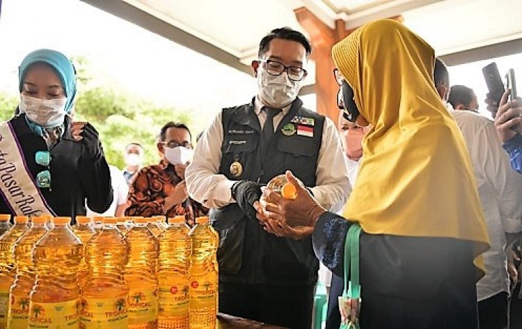 Jawa Barat 'Diguyur' Minyak Goreng 30 Juta Liter Dari Pusat