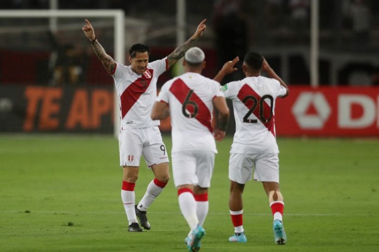 Kalahkan Paraguay 2-0, Peru Segel Playoff Piala Dunia