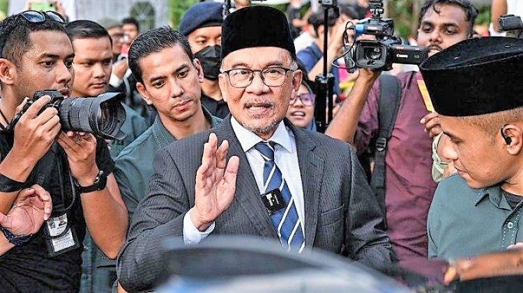 Anwar Ibrahim Jadi PM Malaysia ke-10