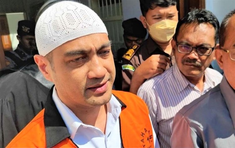 Ferry Irawan Divonis Setahun Penjara