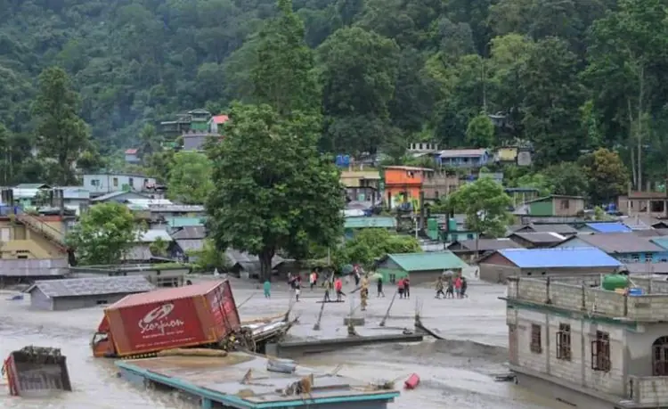 Banjir Bandang di India: 19 Tewas, Puluhan Orang Hilang